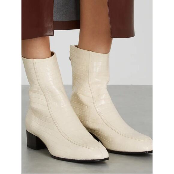 AEYDĒ Amelia Size 40 Crocodile-Effect Leather Ankle Boots $495 Value - Picture 1 of 12